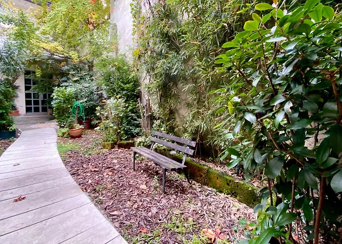 Sant Ambrogio Courtyard Room In Shared Flat